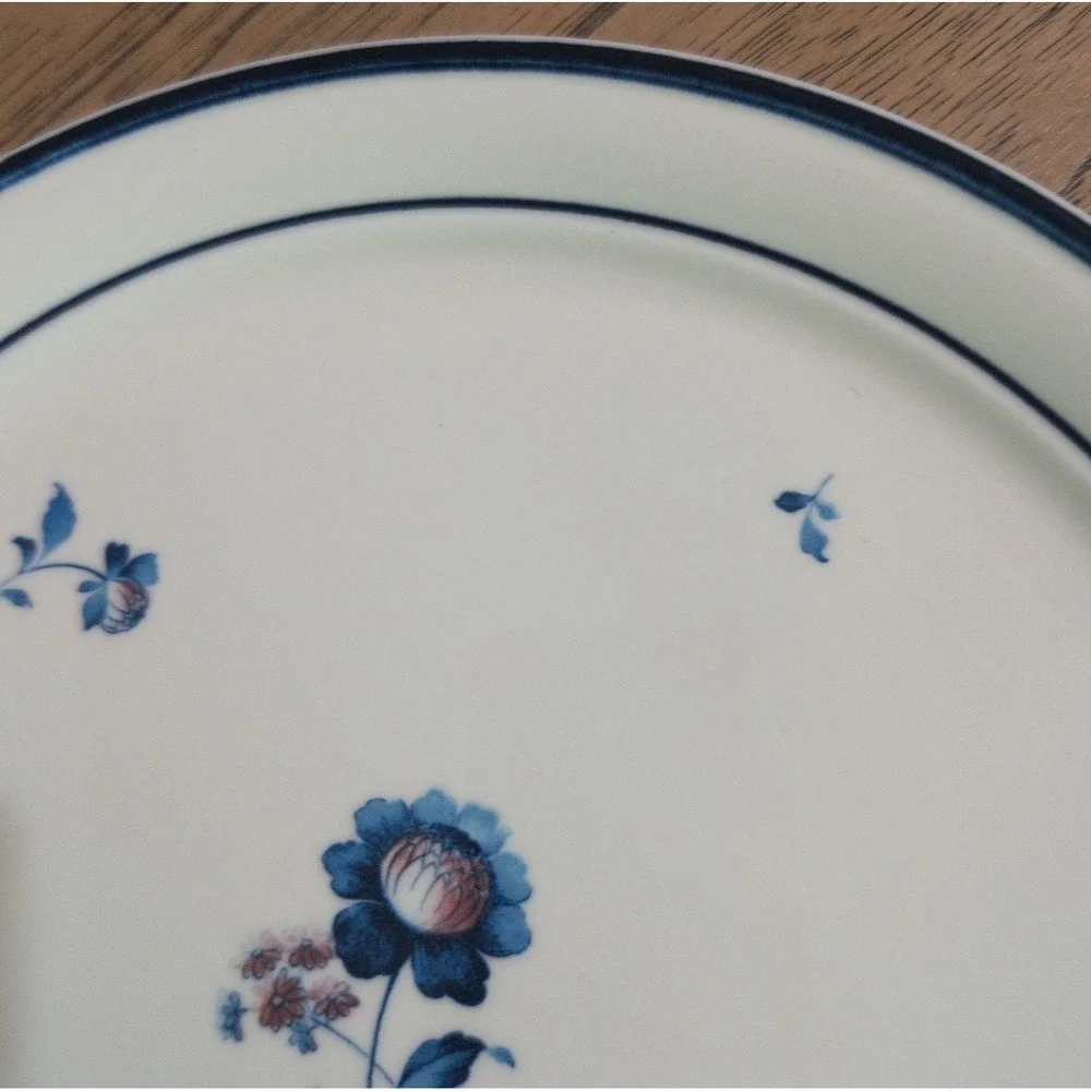 Noritake Keltcraft Blue Chintz #9104 Dinner Plates Ireland 10.5